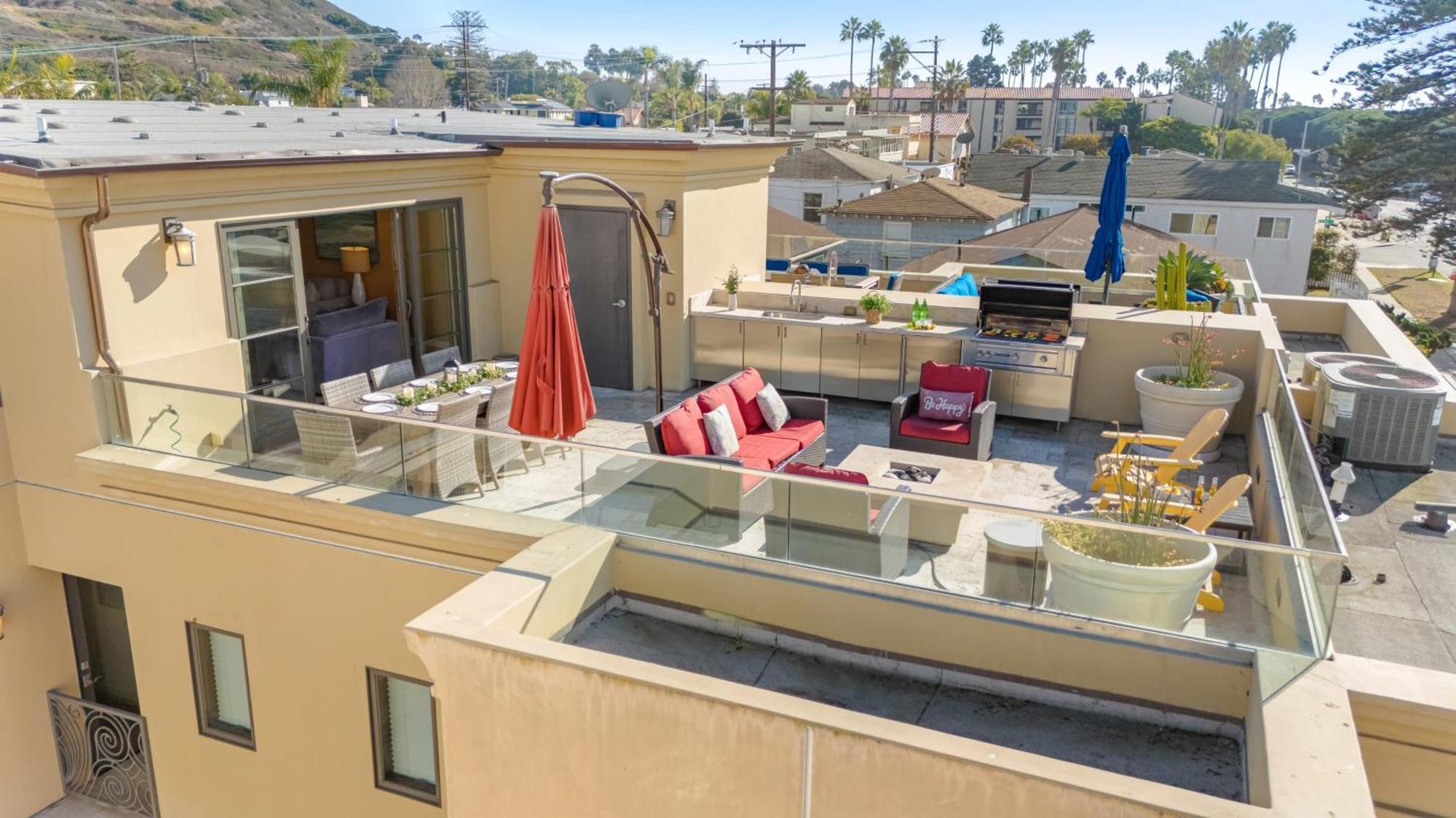 Holiday home Windansea By Avantstay Private Rooftop Patio 2 Blocks To Town *